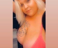 Portland escorts - Busty Blonde Playmate