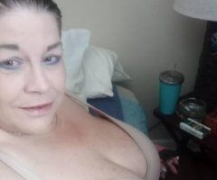 big busty brunette - Image 3