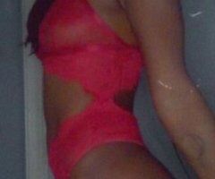 MILF PUSSY✅YO BEST EATER, WITH TIGHT WET PUSSY🫠💦 - Image 3