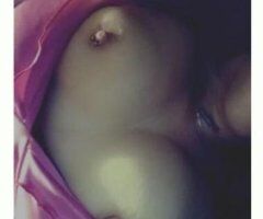 🔥💋🍒Hey Daddy! Cum get her WET! 💦🍑👅 - Image 2