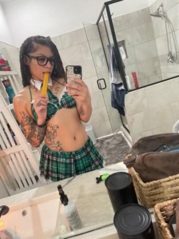 ⭐⭐⭐⭐outcall clean and discrete - 1