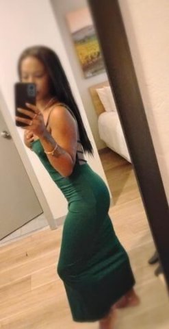 INCALL AVAILABLE! - 1