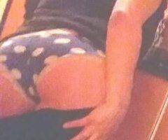 Detroit escorts - If your gonna get wet you might as well go swimming