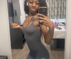pretty and petite💕🐱facetime shows📲incall and outcalls CARDATES🏪 💦CUM & GO INCALL SPECIAL💢💢THE TIGHTEST PUSSY YOULL RECIEVE 💢💢 - Image 4