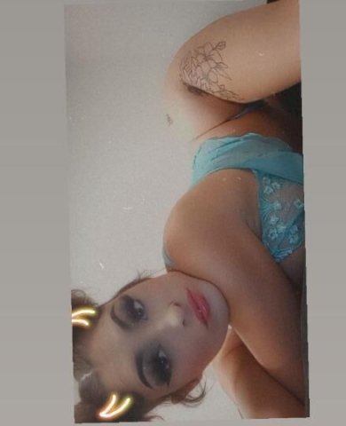 😘🥵PRETTY & NATURAL BUSTY BRUNETTE BABE😘🥵 - 1