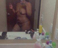 Lawrence escorts - MIAMOR 💦 Moist Monday Deal $130 for my QV