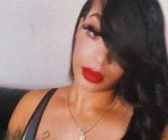 Greensboro escorts - PrettyLilDimplez
