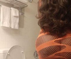 Busty 40ddd Ebony BBW Woman ( Rockford) - Image 2
