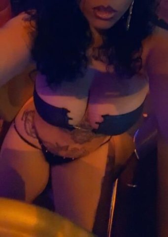 Curvy Playmate 💕💕 Available Now 📲Outcall only !! NO BARE SERVICES - 1