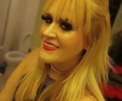 Palm Springs escorts - FREE SERVICE TO ANYONE WITH A TRUCK THAT CAN HELP ME OUT IN THE NEXT HOUR