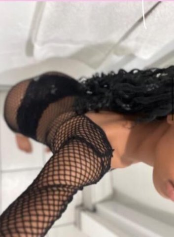 Your sexyy treattt🥰 - 1