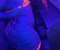 Racine escorts - SOAK THAT DICK SATURDAYS