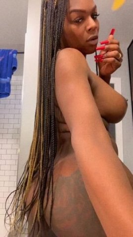 alanaxl im a trans I'm available. - 1