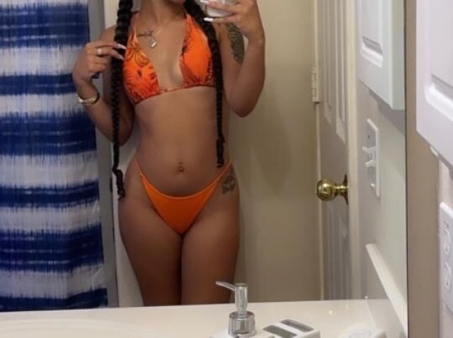 sexii caramell petite 💋 - 1