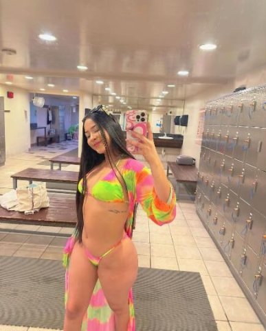 hello DISPONIBLE 24/7 INCALL🥰🇻🇪 quiero sex salvaje😈 available INCALL OUTCALL - 24 - 1