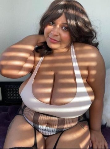 Your Ultimate BBW FANTASY AVAILABLE IN TOWN ✨ Facetime fun⭐Sexting⭐Videos⭐Nuru Massage 💦 2girl special 💦✅sexting,dick rating ✅ incall and outcall also carcall ✅ - 1