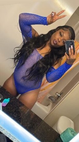 back in town💋lets have some fun baby🥰 - 1