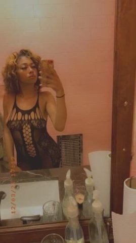 Pretty Carmel Juicy Treat "IM HOSTING" 🥰 - 1