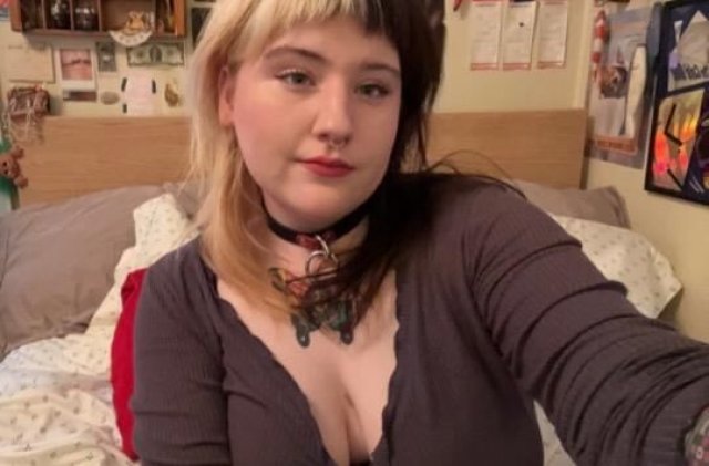 chubby emo cutie available tonight! - 1