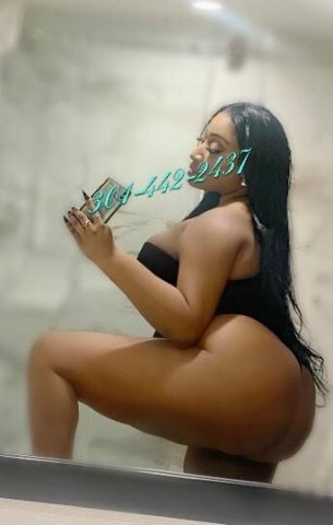 ꧁ 💋𝕊𝕌ℙ𝔼ℝ ℙℝ𝔼𝕋𝕋𝕐💋CUM PUT UR COCK BETWEEN MY 3⃣8⃣𝙂 TITTIES꧂✔🅼🆈 🆁🅴🆅🅸🅴🆆🆂✔ - 1