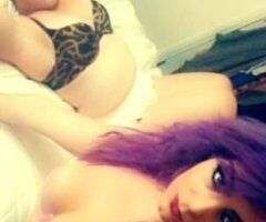 Hey baby, ever had a threesome👩🏼‍❤️‍💋‍👩🏻✨💖 - Image 1