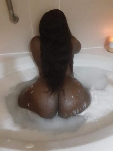 dive in something slippery and wet - 1