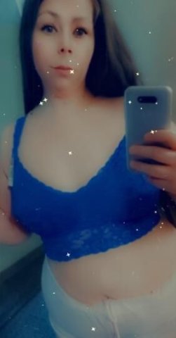 •™Queen Petty is available in Springdale •🖤❤ - 1