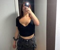 Wichita escorts - Cum let me squirt for you daddy 💦😈