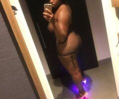 Curvy Chocolate Bombshell $200 outcall special - Image 9