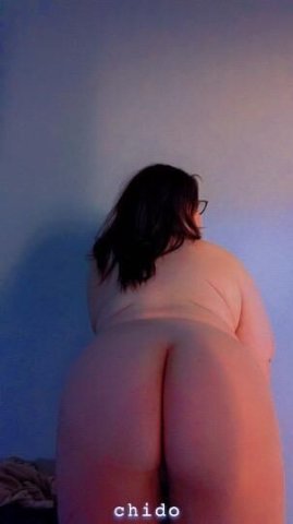 Available Tonight 💦🍑 - 1