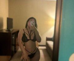 I am your confidant, whom you meet in a divine hotel, to whom you delight and dedicate yourself, making sure that not a single part escapes you. - Image 3