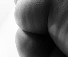 PRETTY FINE JUICY HAITIAN CHOCOLATE 80$ special all day - Image 2
