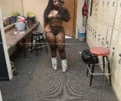 Mason City escorts - Beautiful sexy curvacious ebony looking to please you