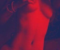 petite sexy treat 🍭🍫 - Image 3