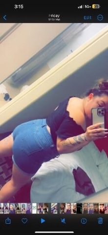 4'11, Green Eyes💚, Milf, Sexy👅, tatted🎼, pawg🍑 (2⃣7⃣) 💋🔞 - 1