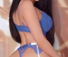 Bronx escorts - party n play busty Bomshell