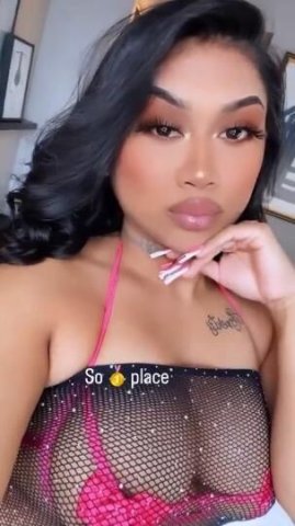 SWEET AND SEXY CURVY LATINA ⭐🥰 - 1