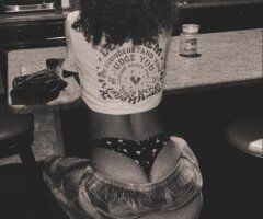 Monroe escorts - New To Town, trying to have fun and please :)