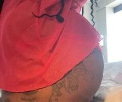 BIG CHOCOLATE ASS AND TITTIES - Image 2