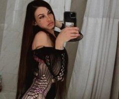 Tight Young Italin Puss😻💦 - Image 6