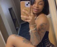 Kayla’s 😘 PlayHouse 🏩🥰 Where EVERYTHING 🤞🏽 Is WETTER 🌊💦💧 And Better 😍😘 Come 🏎 Catch A Vibe 🥰😜 - Image 4