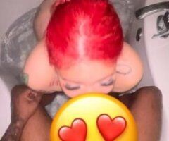 2 girls Make Me Squirt 💦cum on me 😍Tattoos from head to toe 😻Redhead,Lightskin 💕im back,facetime verification no scams - Image 1