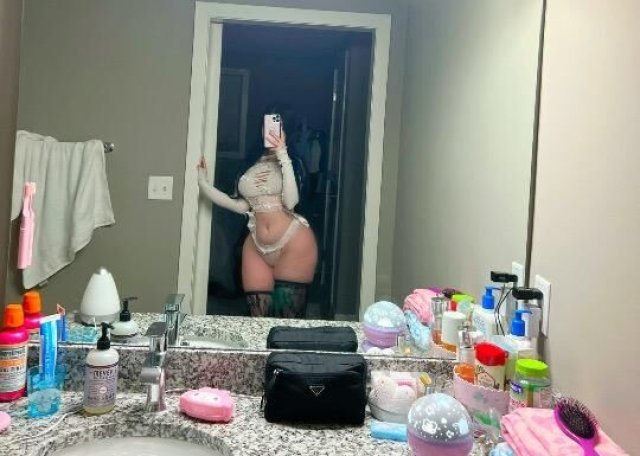 Hey Guys This Is Rosmery Im Available For Incall and Outcall. - 1