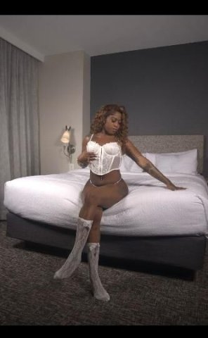 NEW YORKS FINNEST ...Fave Squirt Queen - 1