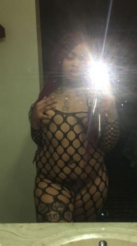 Red and Juicy 🤤 - 1