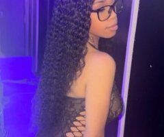 Manhattan escorts - CARPLAY AND OUTCALLS