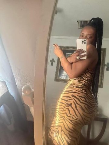 Miss Bigg Booty - 1