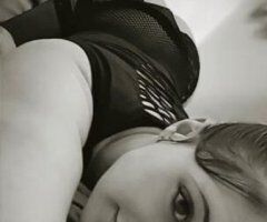 Outcall / car meets available - Image 9