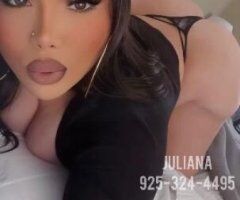 200 QV / Hhr 300 / Hr 500 💝 Double The Fun 👩🏻‍❤️‍💋‍👩🏻 Your Favorite Latina's 💕 Doubles Available 👩🏻‍❤️‍💋‍👩🏻 - Image 5