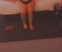 Quick Fuck 🥰🔥Light Skinn Italian/ LATINAWith A Fat Ass , Wet Pussy & A Deep Throat😜💦 - Image 3